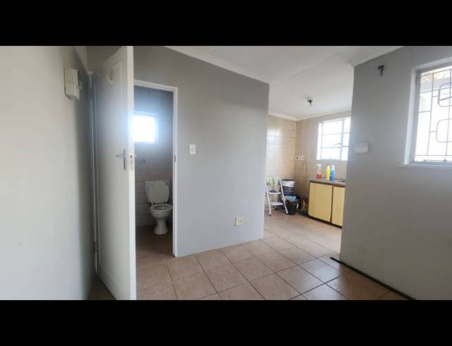 1 BEDROOM APARTMENT RENTED IN RICHMOND ESTATE